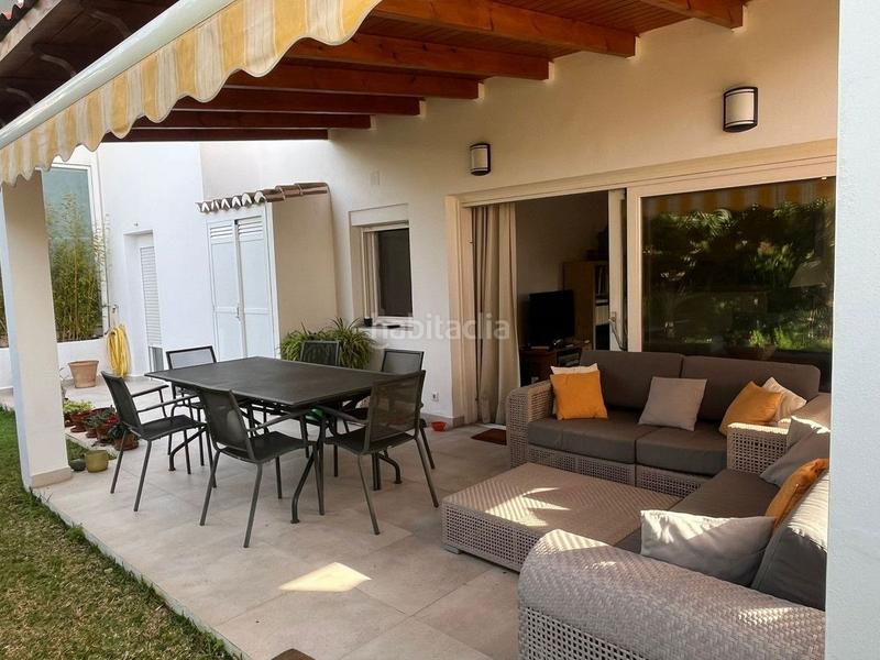 Foto 48287c3a-9e7b-4271-bc7a-4e4e8d77210a. Lloguer apartament amb calefacció piscina a Nueva Atalaya Estepona