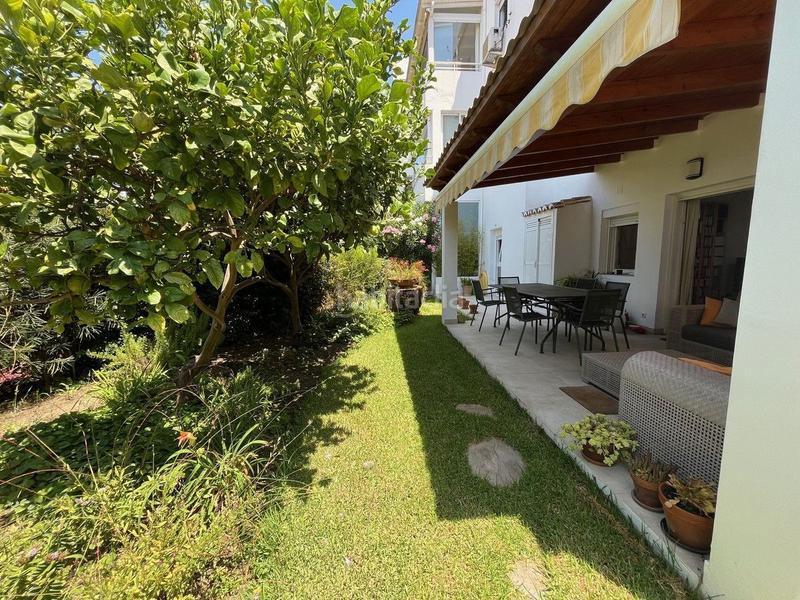 Foto 59642081-1cd5-49c9-94aa-089c70fbdba7. Lloguer apartament amb calefacció piscina a Nueva Atalaya Estepona