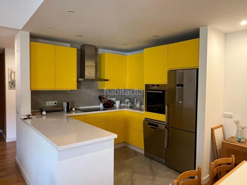 Foto e13706e5-a580-4c13-8aed-a322d97418a0. Lloguer apartament amb calefacció piscina a Nueva Atalaya Estepona