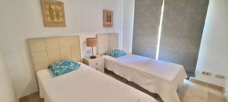 Foto 2f387347-a10e-4c12-a6ee-32fa0e97275e. Miete appartement mit heizung pool in Nueva Atalaya Estepona