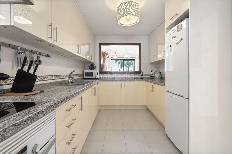 Foto b13ebb21-a5e2-4324-b8c9-29b51ba3cae2. Alquiler apartamento estupendo apartamento en La Duquesa, en Manilva