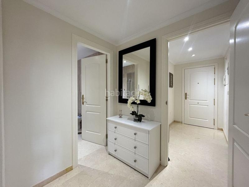 Foto 2a0e14a9-3978-4cdb-a964-c32e612d7e6e. Alquiler apartamento estupendo apartamento en elviria, en Marbella