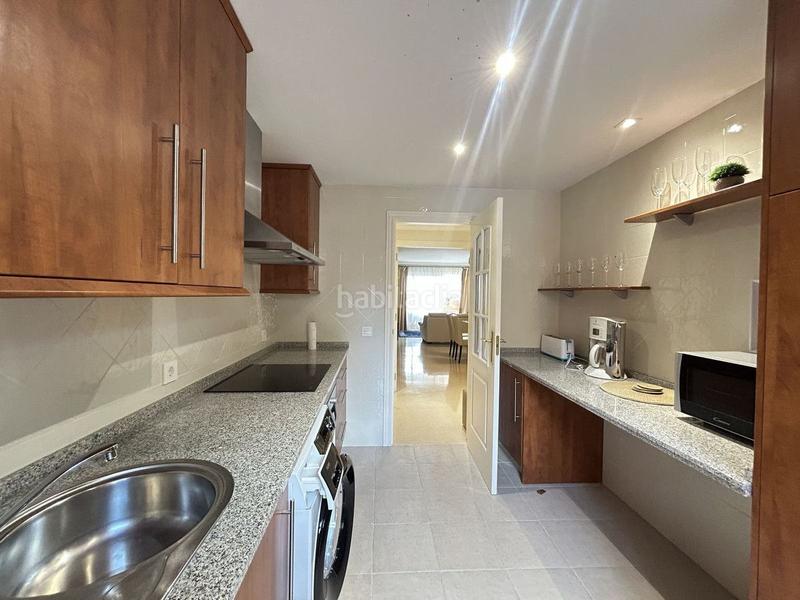 Foto c1700f4f-2b3e-40da-a701-c2fc06aae7fb. Alquiler apartamento estupendo apartamento en elviria, en Marbella