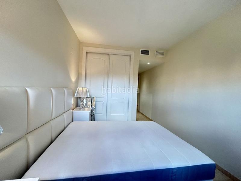 Foto f1e20d96-e57a-4b04-a2ea-574b98cf8033. Alquiler apartamento estupendo apartamento en elviria, en Marbella