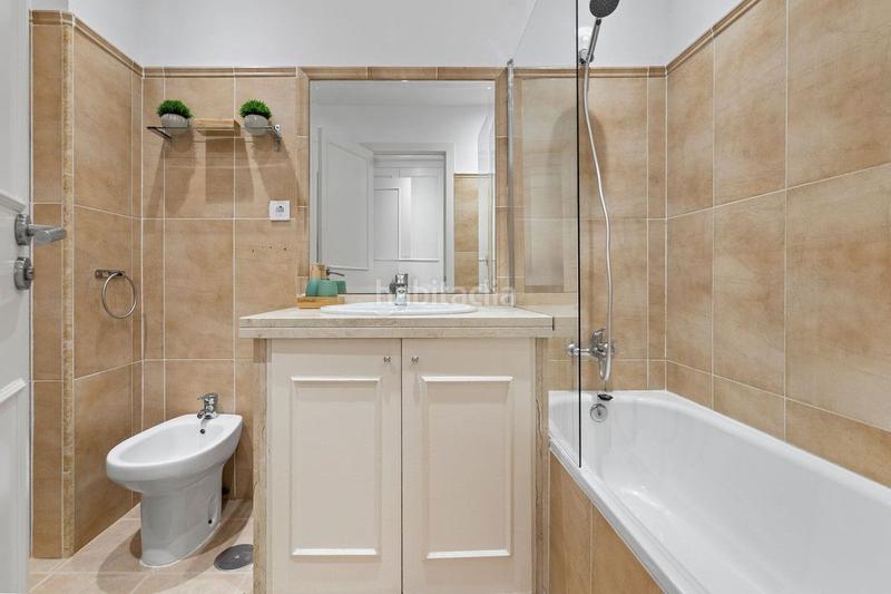 Foto 21a27cda-f059-4188-8761-0fd0c272b2d8. Miete appartement mit heizung pool in bahía de Casares Casares