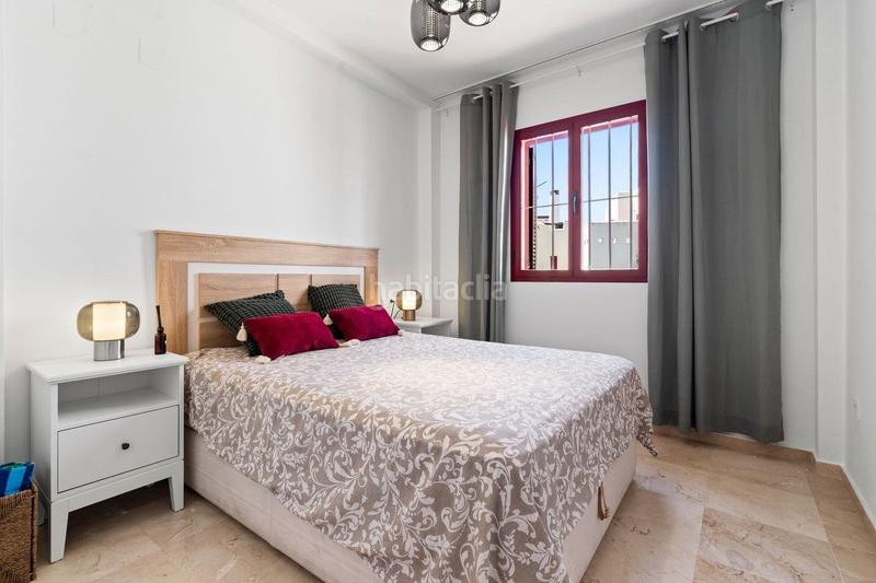 Foto f794feb1-8ccf-40a8-8be9-5e6de1f3ae0c. Miete appartement mit heizung pool in bahía de Casares Casares