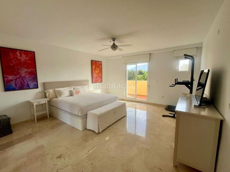 Foto 983793a3-a825-42b8-bd39-1109a2ecf57e. Miete reihenhaus mit heizung pool in Guadalmina Alta Marbella