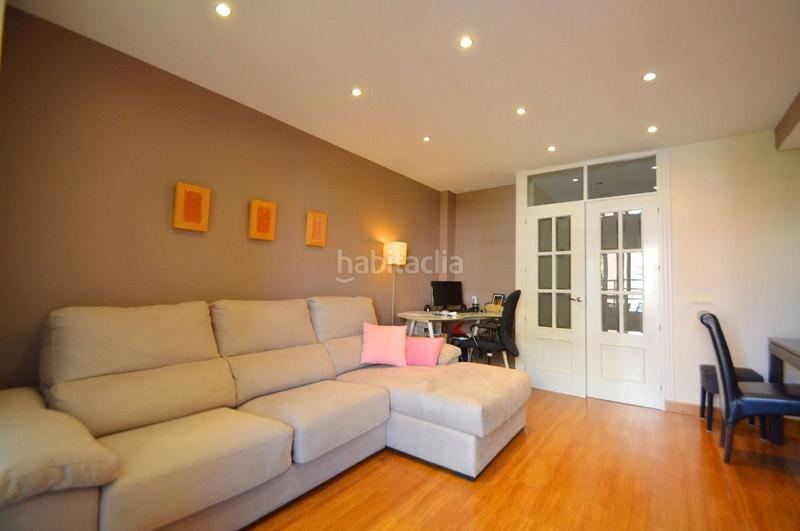 Foto 55e5b779-98a5-4ccb-8fa6-8dcb8074fd60. Alquiler apartamento estupendo apartamento en Playa de la Fontanilla Marbella