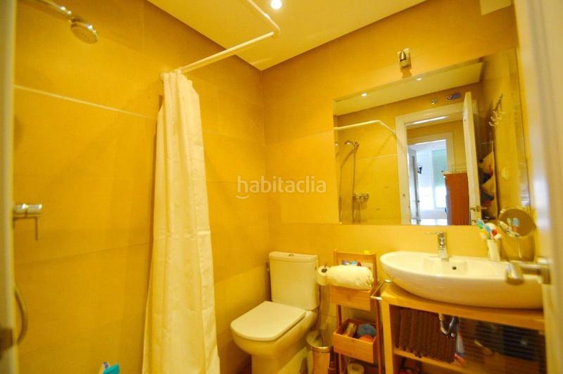 Foto d5b9f81f-8ca8-4d1a-afd6-afd89559b23d. Alquiler apartamento estupendo apartamento en Playa de la Fontanilla Marbella