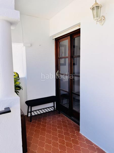 Foto d19121ea-5934-43e3-9549-a0a27bbd99a5. Alquiler ático estupendo apartamento en la cala en Mijas