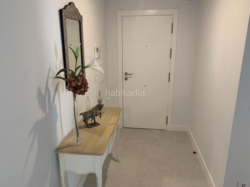 Foto 5bf7b1f1-d7b4-4a92-b6d3-7d3ddf03812b. Rent apartment with heating pool in Huerta Nueva Estepona