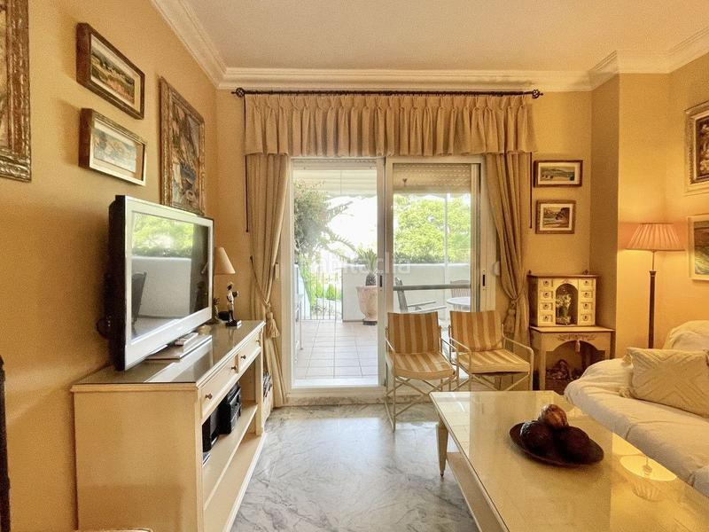 Foto 569f7985-d648-43cb-bd47-138c4564a4db. Miete appartement mit heizung pool in La Carolina - Guadalpín Marbella