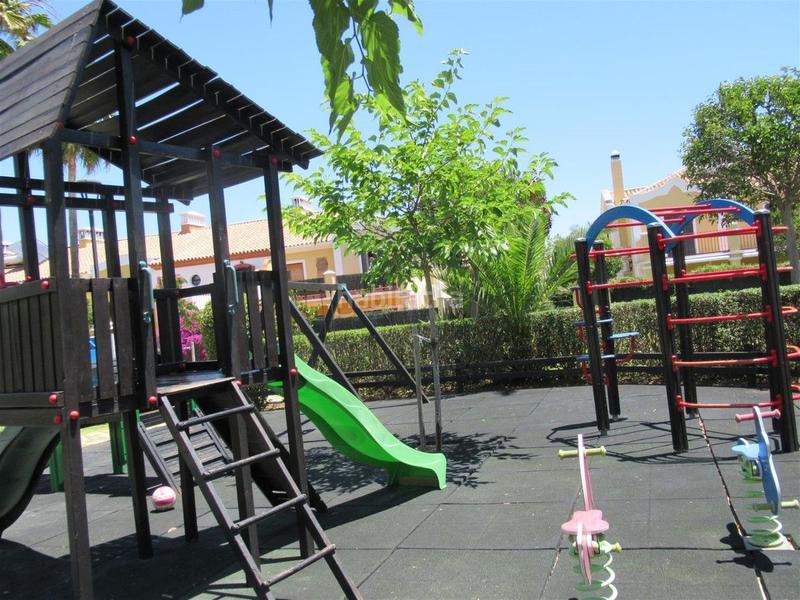 Foto 4bb0dd8d-5aec-4e03-9d56-d99aa21df502. Affitto casa a schiera con riscaldamento piscina in Marbella