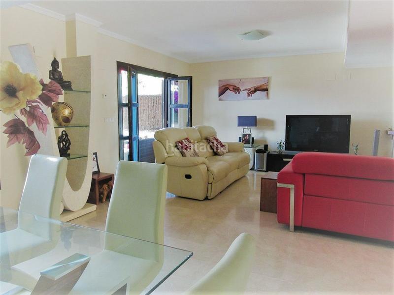Foto db1d24e3-4fd3-4e5f-9edd-fc8e04ae38bc. Location maison jumelée avec chauffage piscine dans Marbella