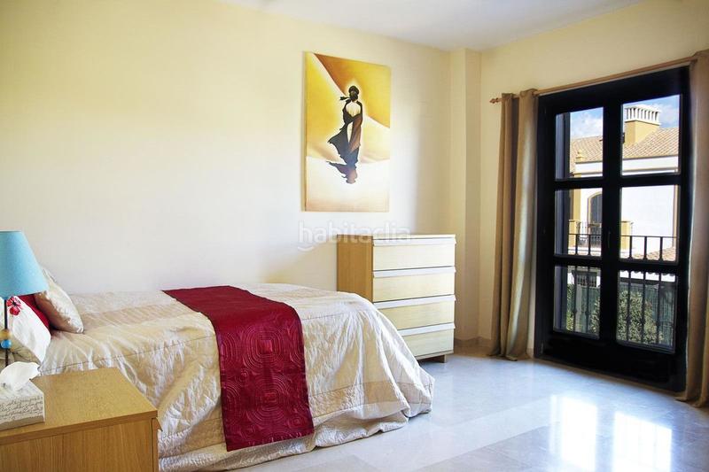 Foto 06b34960-f5e2-4eba-b2b9-36868d2eaafe. Rent semi detached house with heating pool in Guadalmina Alta Marbella