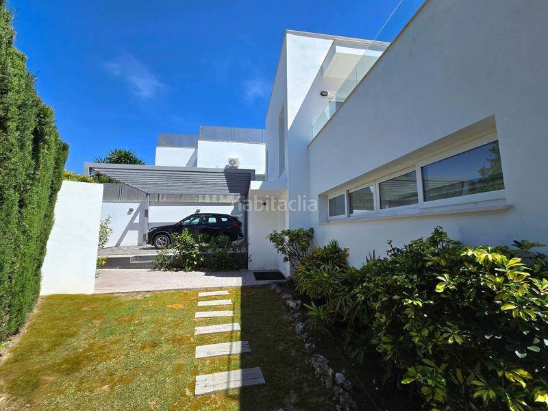 Foto d3ef2ec5-dd98-41fa-bfab-73698d697074. Chalet mit heizung pool in Torreblanca del Sol Fuengirola