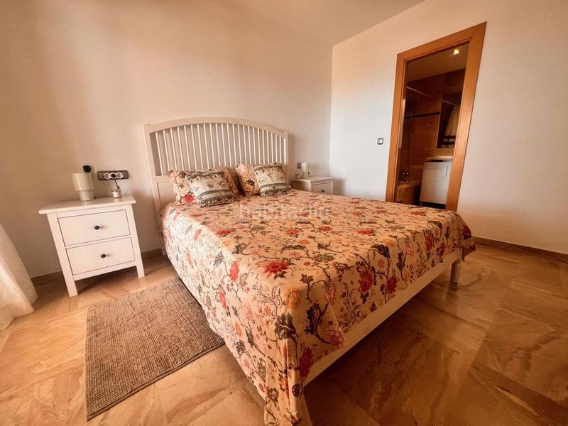 Foto 4b5f2f4c-2ac8-4e17-8d83-30c461da4e49. Lloguer apartament amb calefacció piscina a Doña Julia Golf Casares