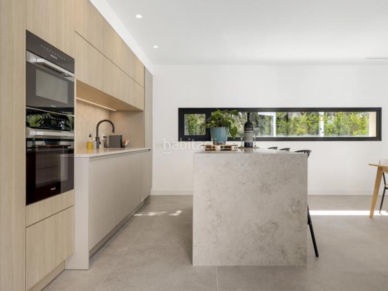 Foto 1a392656-7c59-4c92-ac15-1972059f3211. Chalet mit heizung pool in Marbesa Marbella