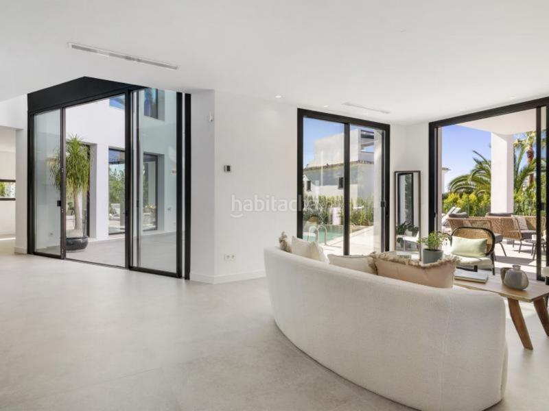 Foto 2a7deca4-3f00-46bc-b04a-7a93548b2222. Chalet mit heizung pool in Marbesa Marbella