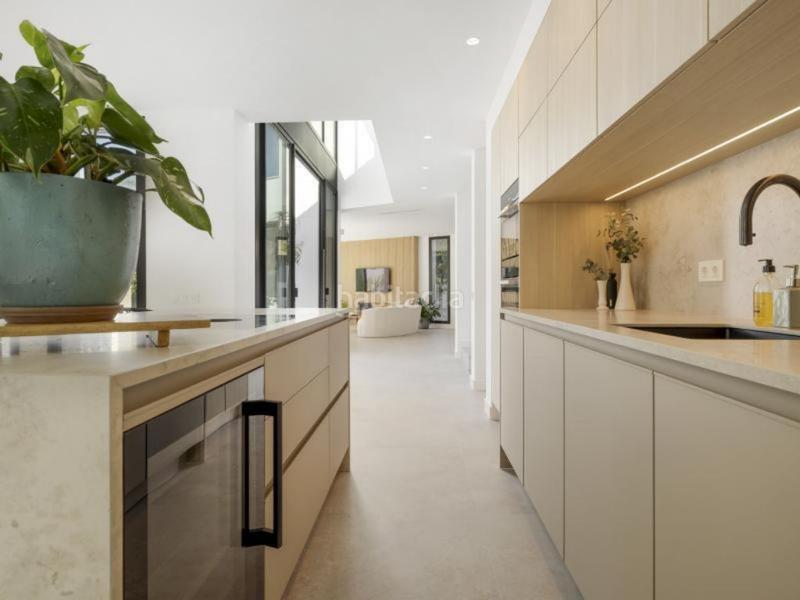 Foto 3c7f12d8-c6d0-4577-a709-3021bb02386f. Chalet mit heizung pool in Marbesa Marbella