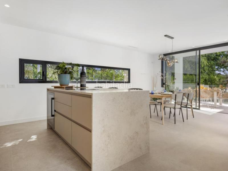 Foto 596f087e-2494-416a-bebe-9c7e47b04c99. Chalet mit heizung pool in Marbesa Marbella