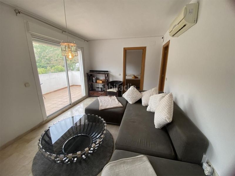 Foto 18f4e3f5-4281-4bf6-82b5-a16106643e4d. Apartament amb calefacció piscina a Benahavís pueblo Benahavís