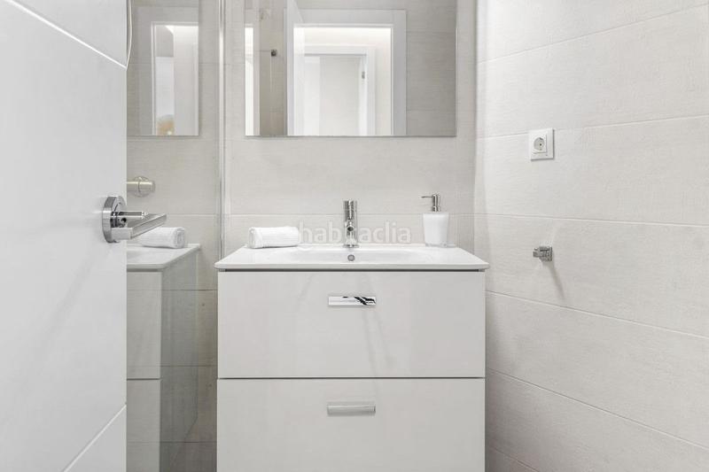 Foto a204c2d6-d4a8-449d-b9b3-1791dd229f0f. Location appartement avec chauffage piscine dans puerto de Estepona Estepona