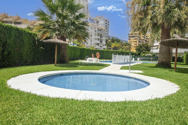 Foto b843b994-882d-46db-b1e4-6f6046bcd854. Rent apartment with heating pool in puerto de Estepona Estepona