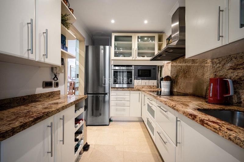 Foto 05315cb7-fded-4fd3-9819-86aadf8a1b2a. Alquiler casa adosada fantástica casa adosada en milla de oro, en Marbella