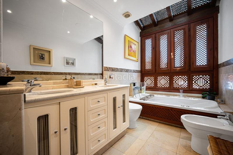 Foto cde75e5a-6039-485e-a38a-bdf6f24fee33. Alquiler casa adosada fantástica casa adosada en milla de oro, en Marbella