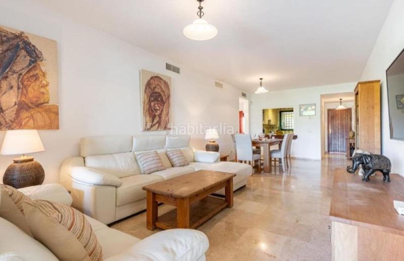 Foto 9288540c-d3a9-4ada-a81c-b18ba1945a9c. Location appartement avec chauffage piscine dans Nueva Atalaya Estepona