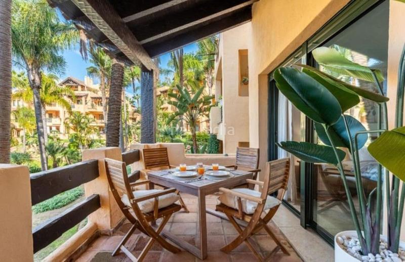 Foto caeef22e-6e90-4708-8de3-91230e1751b4. Rent apartment with heating pool in Nueva Atalaya Estepona