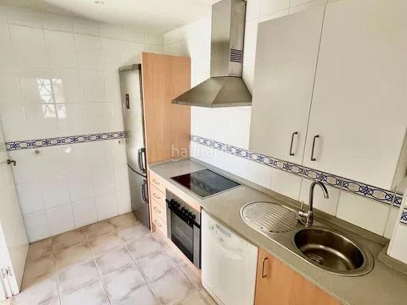 Foto 996b4383-7bfb-462e-b5aa-7ec4bce2a105. Rent penthouse with heating pool in bahía de Casares Casares