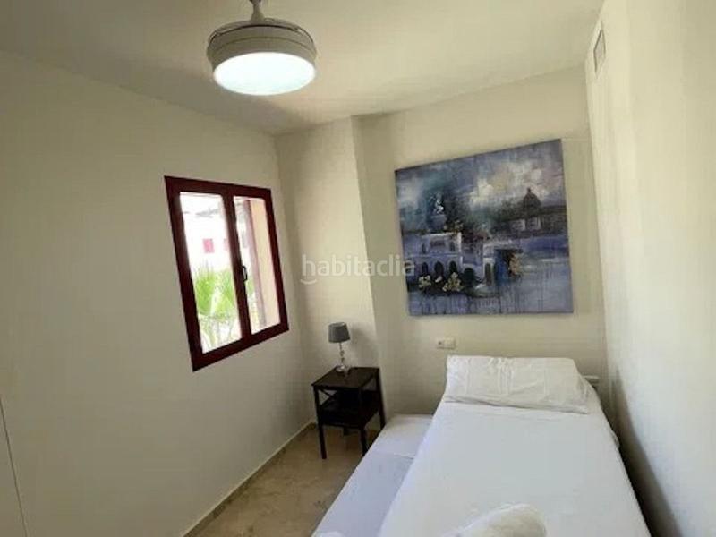 Foto e62e0c13-9a7e-4ec0-90c1-692a5ee79e70. Rent penthouse with heating pool in bahía de Casares Casares