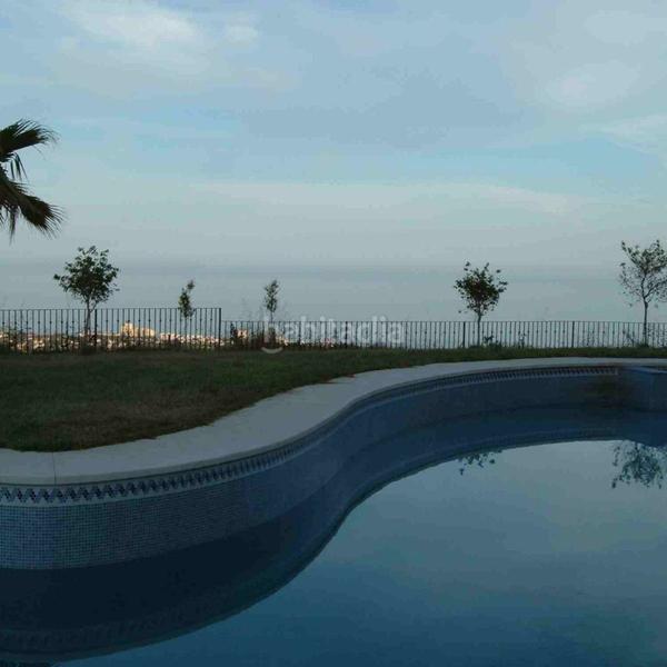 Foto 79ca4581-a6df-4402-8174-21d56fc2abb5. Lloguer apartament amb calefacció piscina a Calahonda Mijas