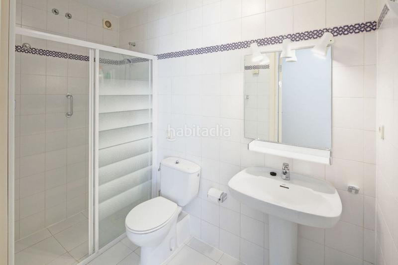 Foto 925c185e-91cf-4311-b87c-dfe62cd221d8. Alquiler apartamento estupendo apartamento en atalaya, en Estepona