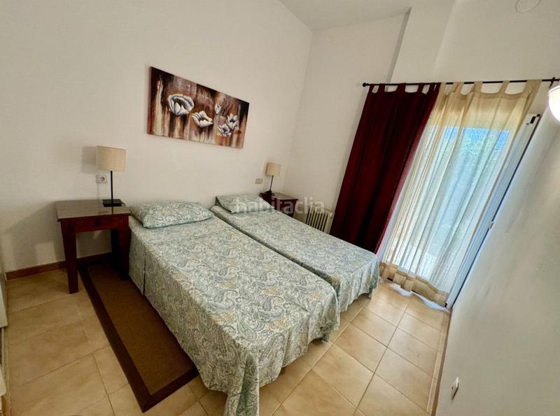 Foto 808d6cab-a7e4-4d8d-8d60-48a36112c988. Rent apartment with heating pool in Nueva Atalaya Estepona