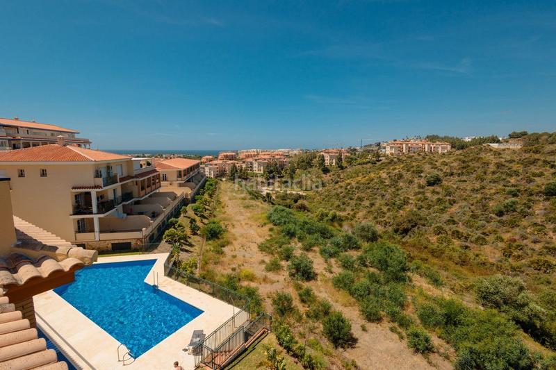 Foto 5ae3820d-4377-4618-9dda-201e195cabd7. Location appartement avec chauffage piscine dans El Faro de Calaburra - Chaparral Mijas