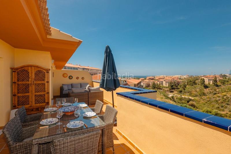 Foto 3d1f5764-893d-4b5b-a695-3c01d0822d29. Rent apartment with heating pool in El Faro de Calaburra - Chaparral Mijas