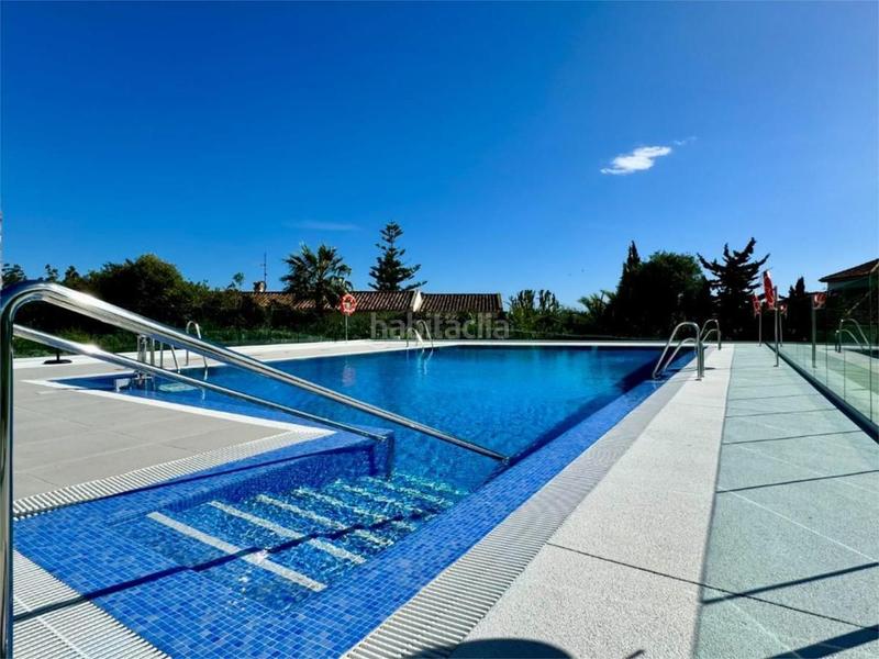 Foto 0376d472-342f-4e5e-9e3d-eb8797203e37. Casa adossada amb calefacció piscina a El Faro de Calaburra - Chaparral Mijas