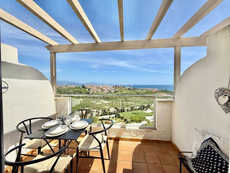 Foto 69c305e0-3236-4d4d-b4cf-f05856f95390. Rent penthouse with heating pool in Chullera Manilva