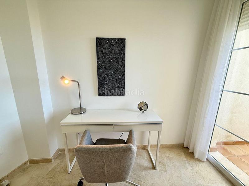 Foto fb9e77cf-f2e2-421f-8e97-5c61c6670efb. Rent penthouse with heating pool in Chullera Manilva