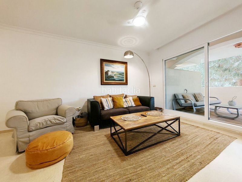 Foto 5c695c8d-6cc0-4fc4-8621-23a21aab3da9. Lloguer apartament amb calefacció piscina a Elviria Marbella