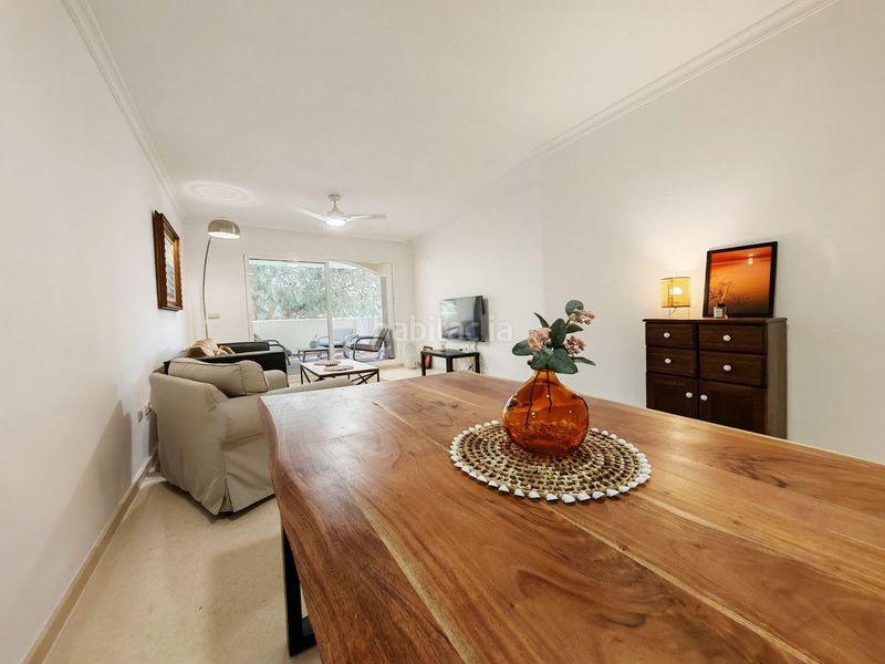 Foto 67d2caaa-1e97-451d-b1e0-8d593103205f. Lloguer apartament amb calefacció piscina a Elviria Marbella