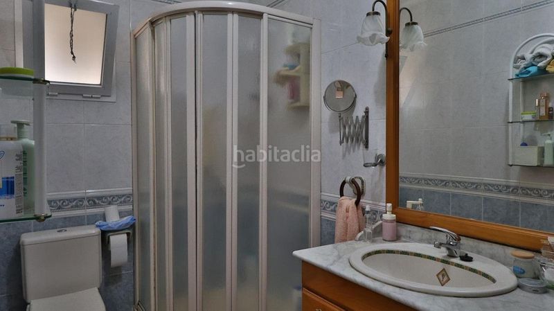 Foto 2577e70c-7e09-4489-ac6a-a152f5b354c7. Casa adossada amb calefacció piscina a Guadalmar Málaga