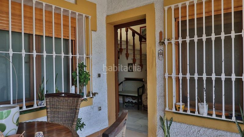 Foto 4cf8e47c-443c-405f-aef2-a201fd41f9b3. Casa adossada amb calefacció piscina a Guadalmar Málaga