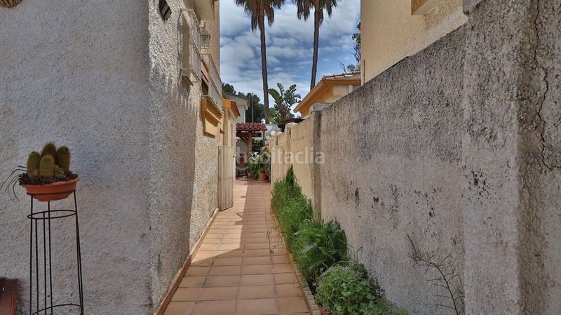 Foto bcbf23a0-3ff5-453a-b52f-493650d20e08. Casa adossada amb calefacció piscina a Guadalmar Málaga