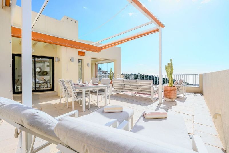 Foto 4eed8900-2557-4d8b-aa40-c39bb5cd657b. Àtic amb calefacció piscina a Alto de los Monteros Marbella