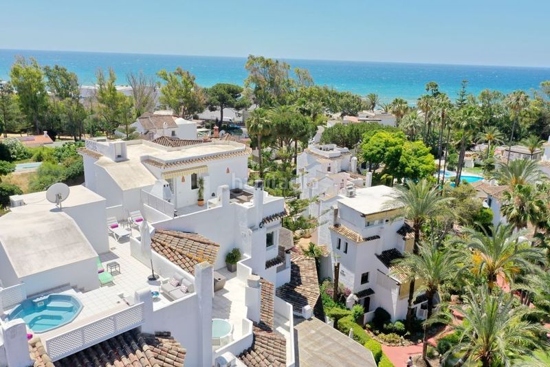Foto ff6c6d47-b252-4b0f-83b5-4456394d86e8. Àtic amb calefacció piscina a Real de Zaragoza Marbella