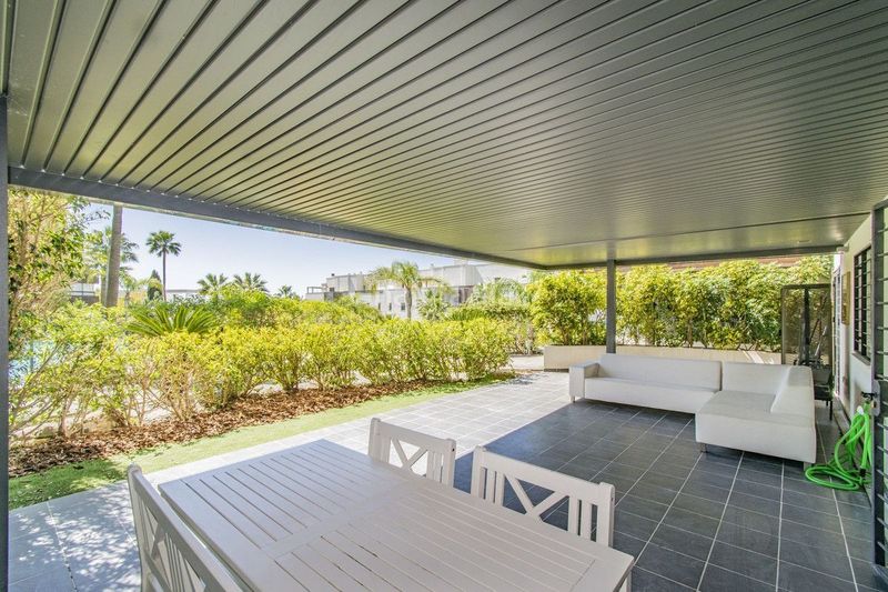 Foto 4e258b1a-56d6-4289-94fe-ad59ff502a19. Apartament amb calefacció piscina a Los Flamingos Benahavís